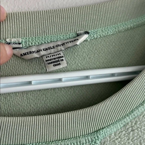 American Eagle Sweater Women's Large Light Green Fleece Pullover Sweatshirt - Picture 3 of 6